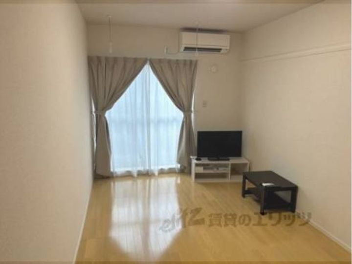 クレイノかもめの玄関