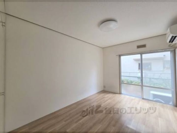 本町ハイツの寝室