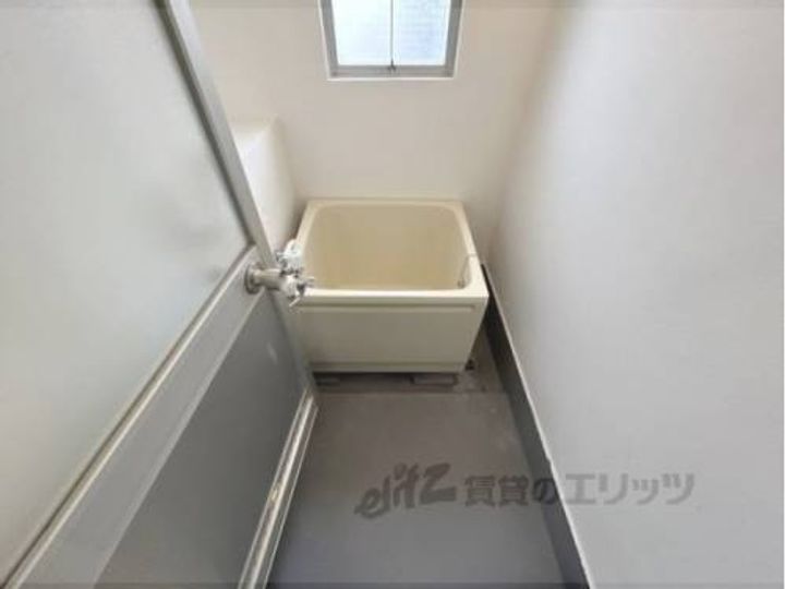 ビレッジハウス曽大根4号棟105の風呂