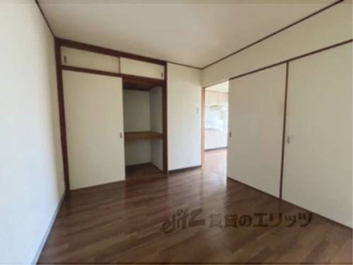 新和マンション101の寝室