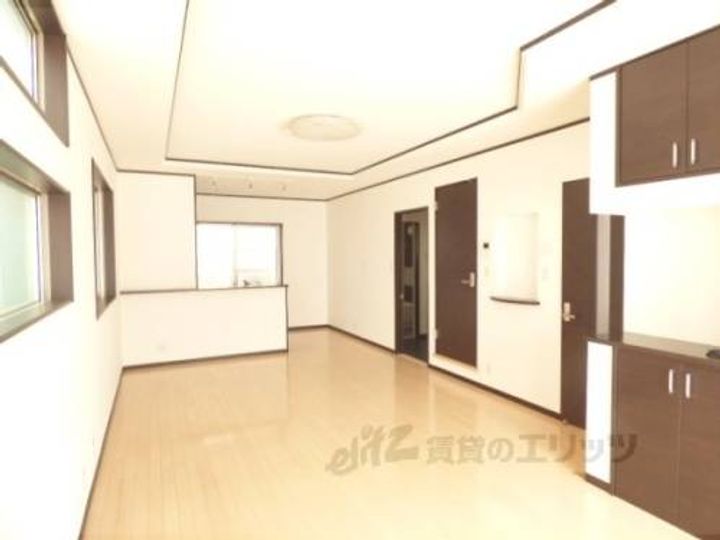 京都府長岡京市野添1丁目(一戸建)の賃貸物件1の玄関