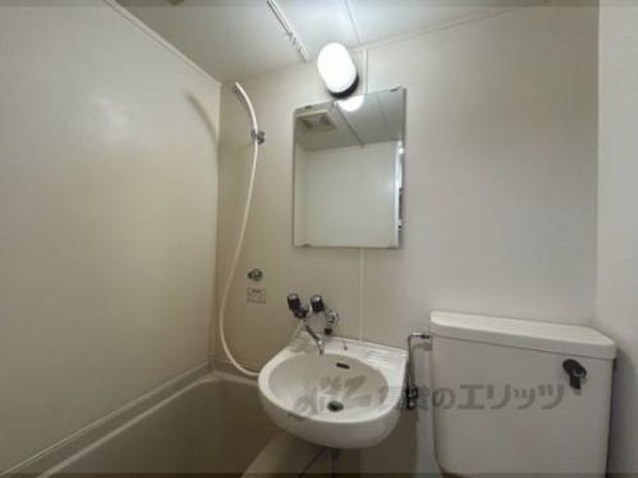 メゾン・ド・パプリカ108の風呂