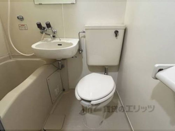 メゾン・ド・パプリカ108の風呂