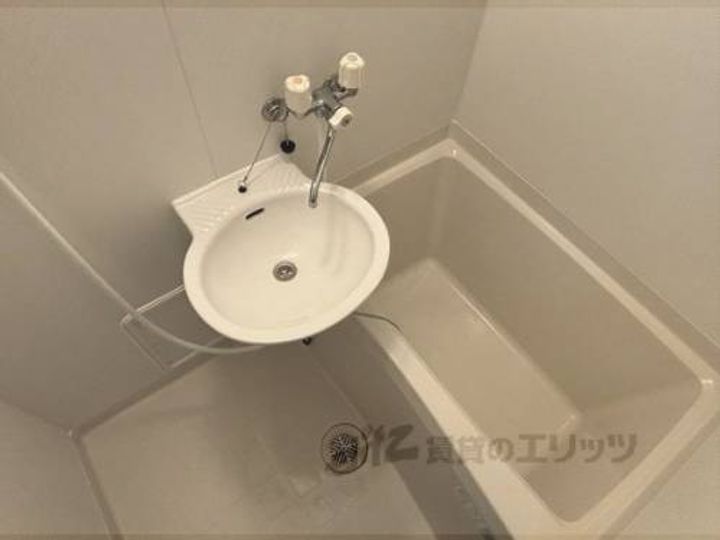 レオパレスolive?105の風呂