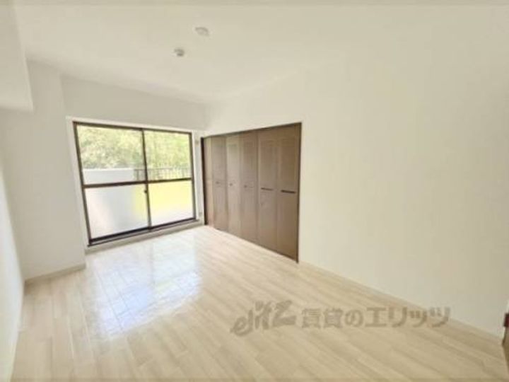 プレジール学園前の寝室