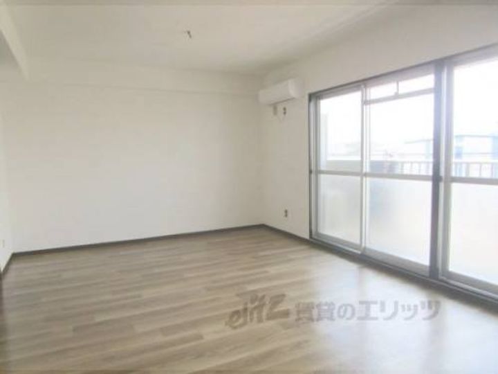 サンワード305の玄関