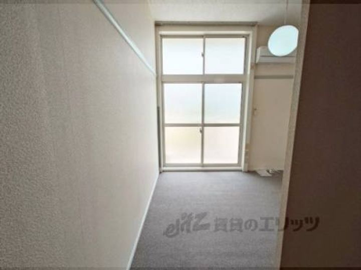 レオパレスタカラの寝室