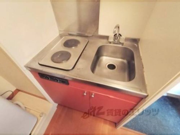 レオパレスエザーンス204のキッチン