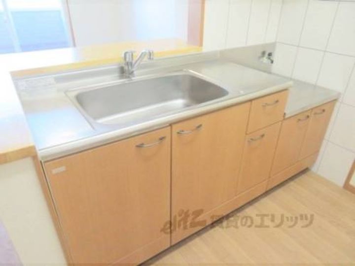 K.S.T.フローラルコート101のキッチン