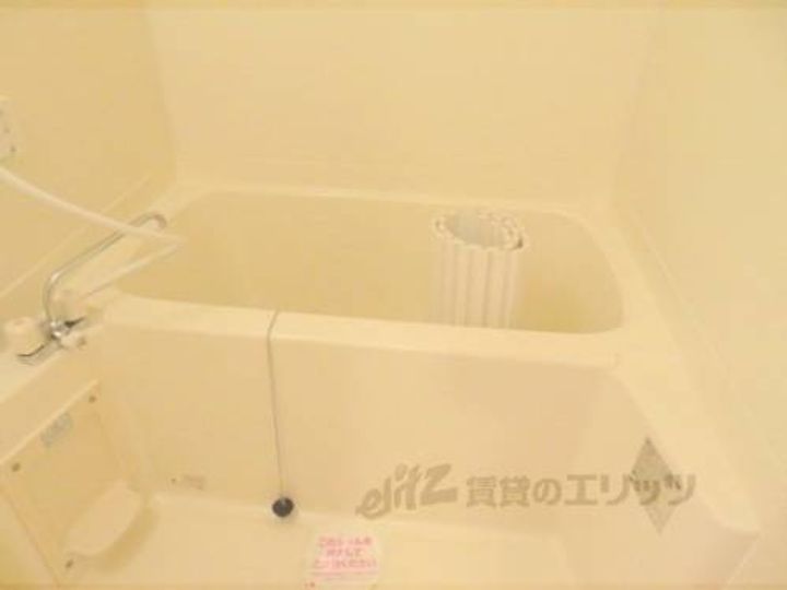 K.S.T.フローラルコート101の風呂