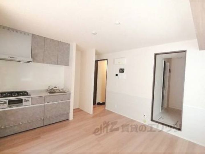 ソーニョ西京極の寝室