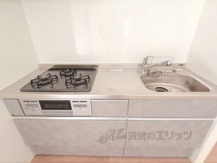 ソーニョ西京極のキッチン