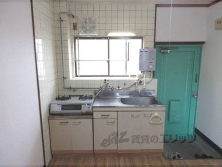 ライフイン中嶋L3号室のキッチン