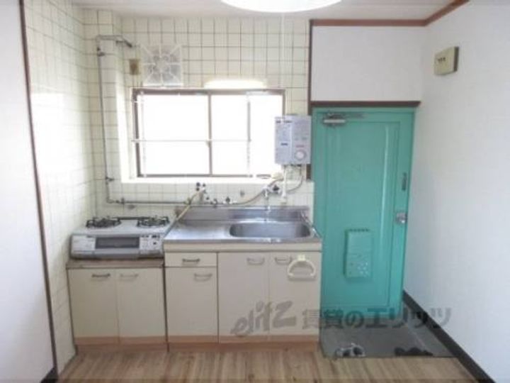 ライフイン中嶋L3号室のキッチン