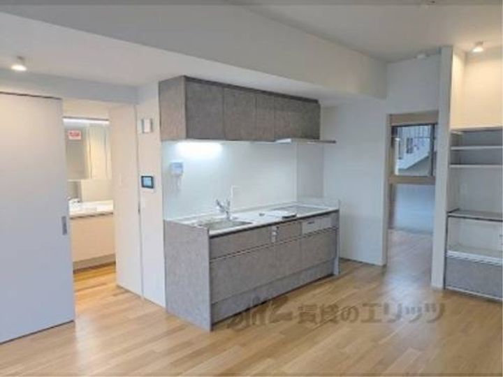 シャリマー西大路のキッチン