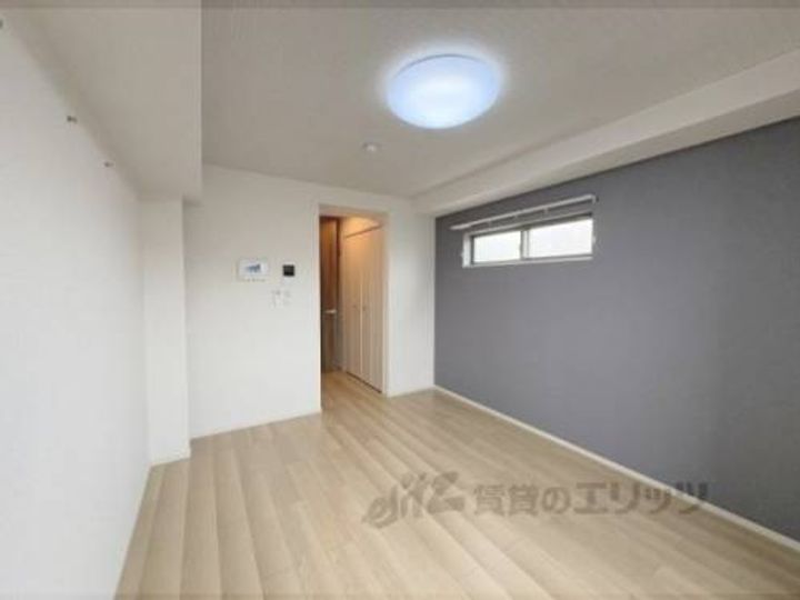 ヒカルサ枚方村野高見台の寝室