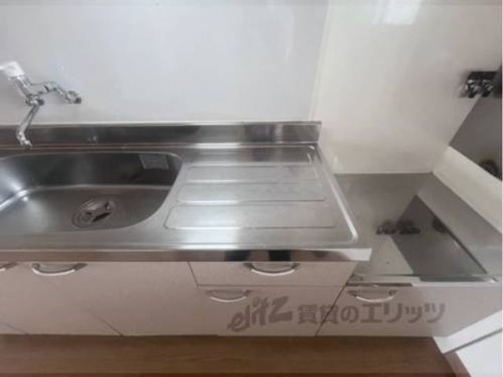 今里ハイツ302のキッチン