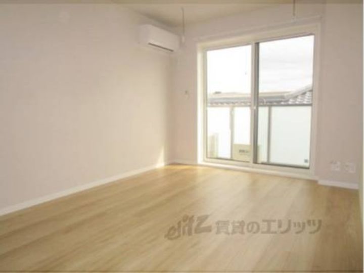 シトリネ303の玄関