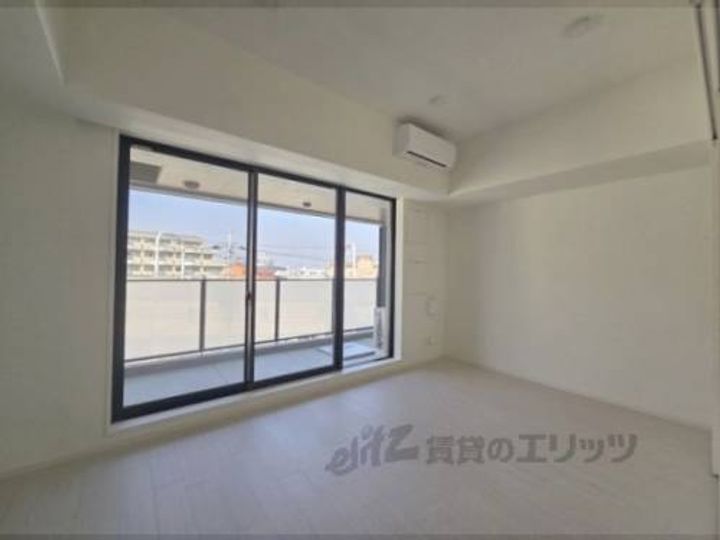 ルピナス?の玄関