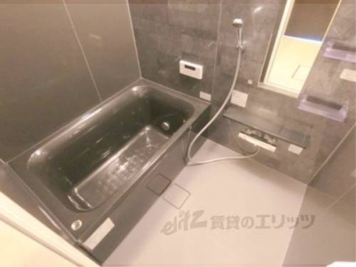 WOODSTOCK NESTの風呂