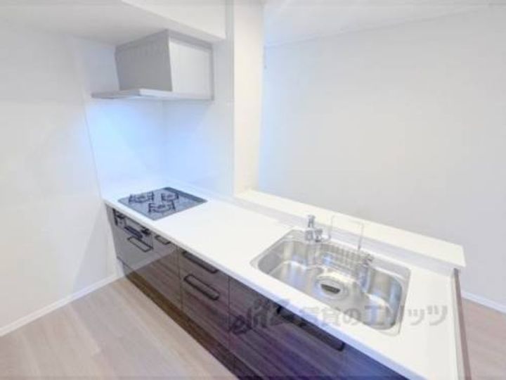 シャーメゾンライズOne401のキッチン