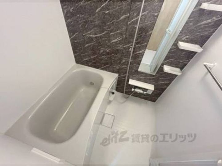 エヴァ グリーン ヴィラ?の風呂