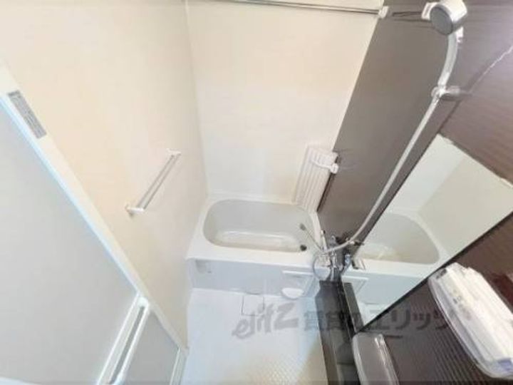 ベラジオワールドアイ京都円町305の風呂