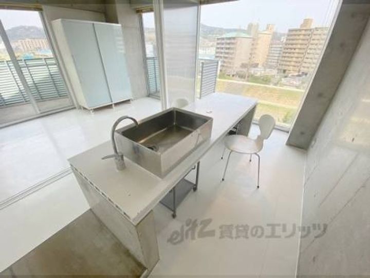 WANARI206のキッチン