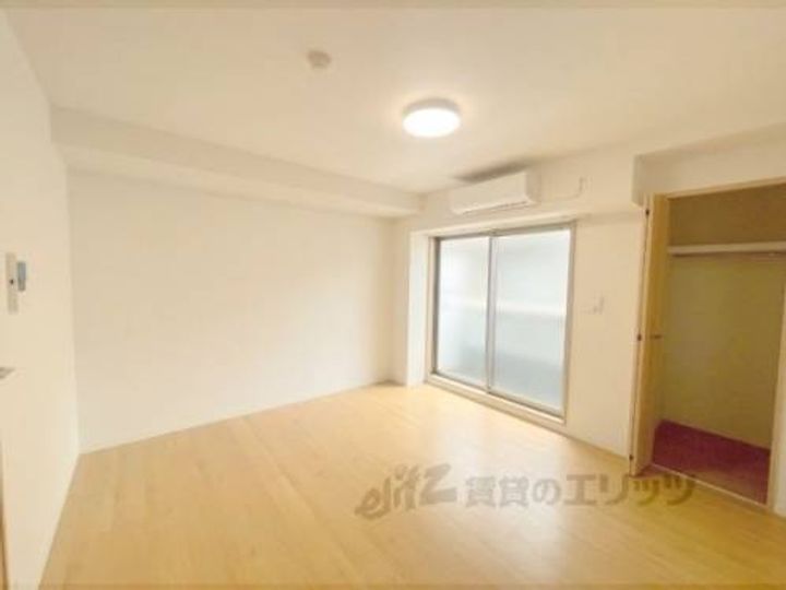 ソリティア桃谷の寝室