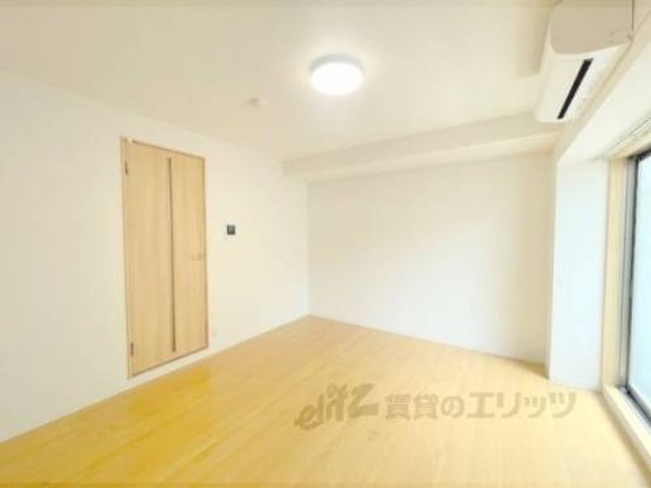 ソリティア桃谷の寝室