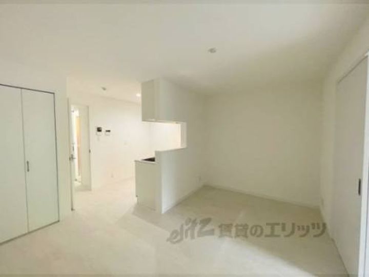 アート星田駅前の玄関