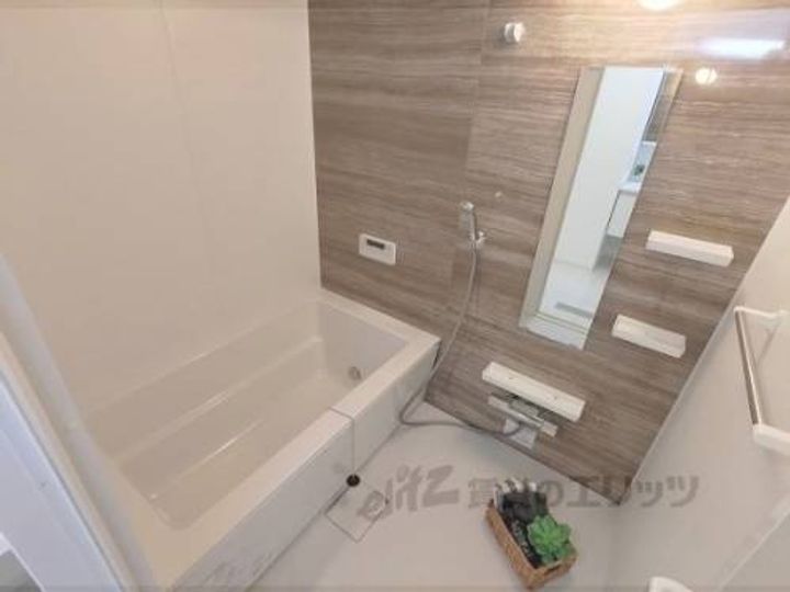 インサイトルポ山科新十条205の風呂