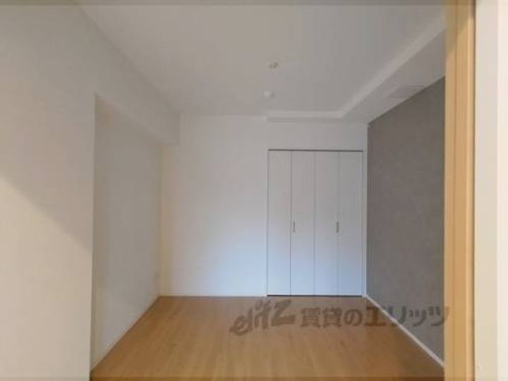 インサイトルポ山科新十条の寝室