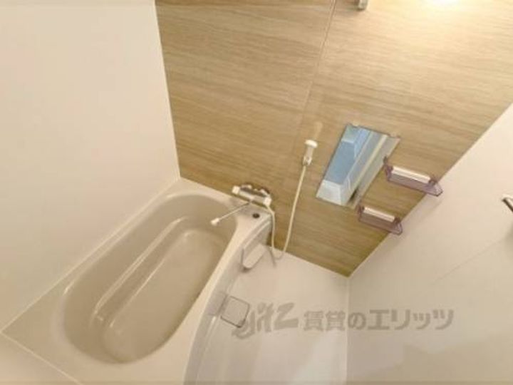 メゾン・ソレイユ稲荷103の風呂