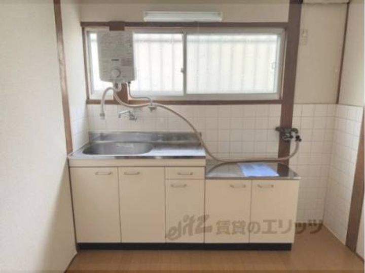大阪府枚方市楠葉野田1丁目(一戸建)の賃貸物件戸建のキッチン