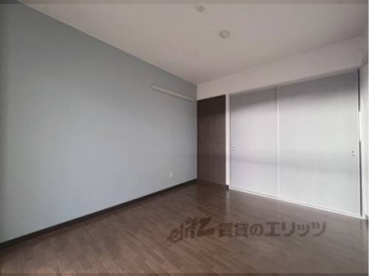 メゾン浮孔305の寝室