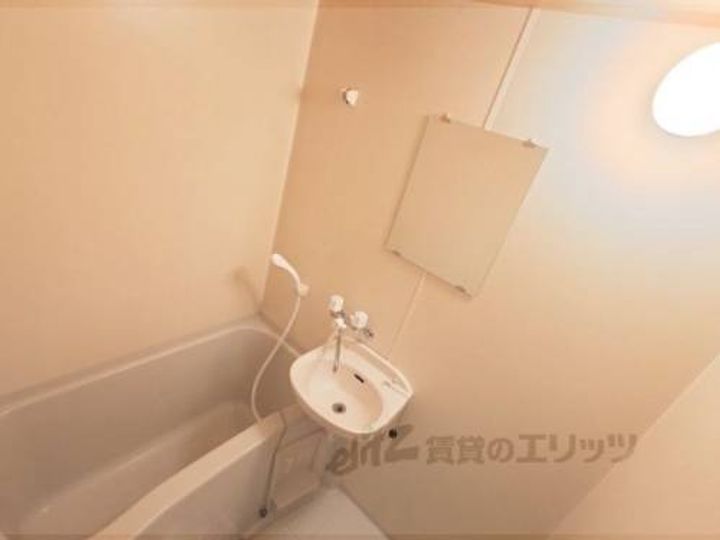 幸楽ハイツ210の風呂