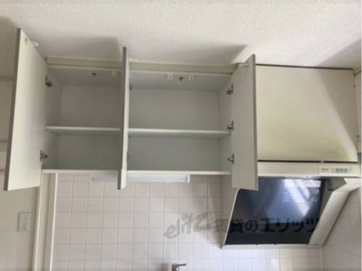 寝屋川団地C28号棟108のキッチン