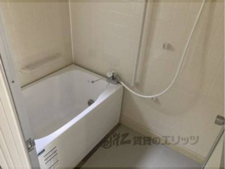 寝屋川団地C28号棟108の風呂