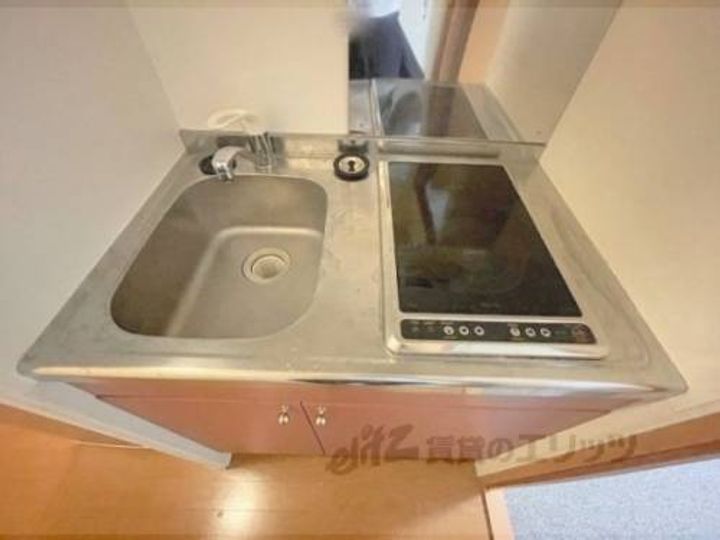 レオパレス御厨EASTのキッチン