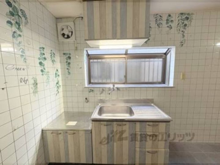 京都府亀岡市京都府亀岡市下矢田町2丁目(一戸建)の賃貸物件貸家のキッチン