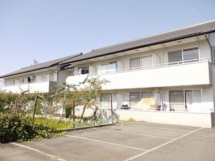 コーポエスイーの外観